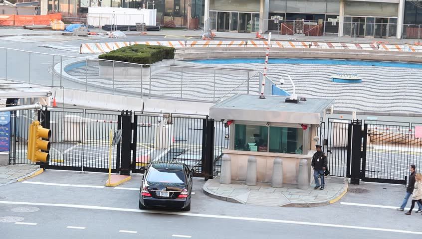 using Isee-security system for checking visitors at the security gate